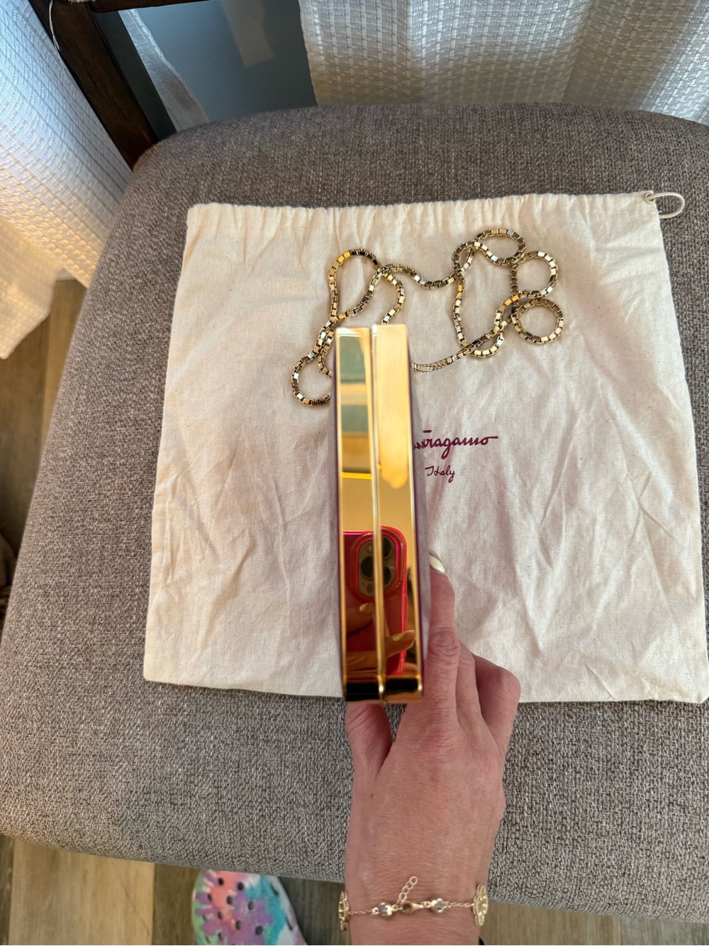 Salvatore Ferragamo Fuchsia Faceted Resin Evening Clutch with Gold Chain - Picture 3 of 6
